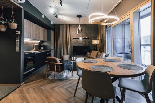 2 bedrooms, 3 beds