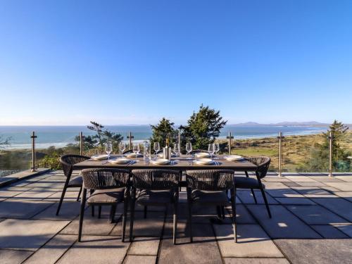 المنظر الخارجي, Aelfor in هارليش