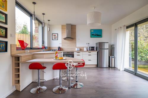 Cocon Urbain au coeur du Mans - Parking & Jardin - L'Instant Clef in Flore