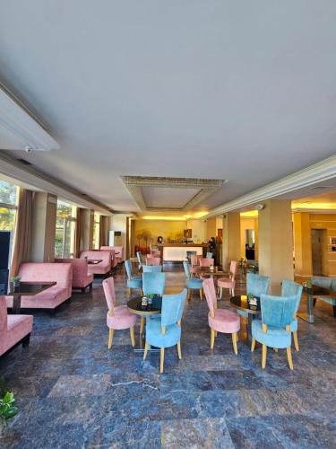 Hotel London - image 8