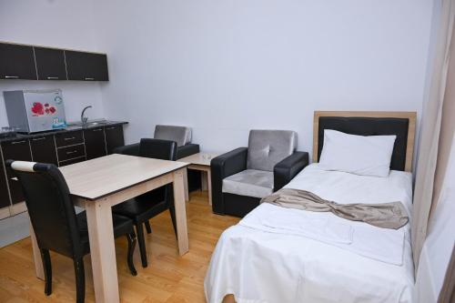 Arena Hotel Qakh in Qax