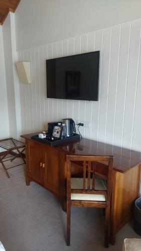 Standard Double or Twin Room image 10