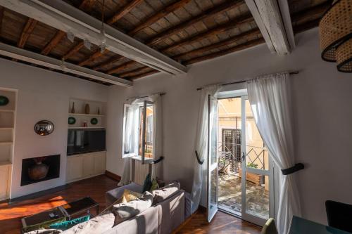 Pantheon Terrace 2 BR Apartment, Roma (foto 3)