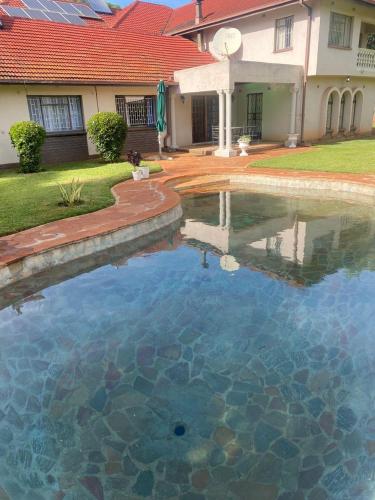 บริการและสิ่งอำนวยความสะดวก, 5 bed villa in the heart of Vainona - 2282 in ไวโนนา