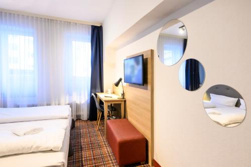 Novum Hotel Ambassador - image 9