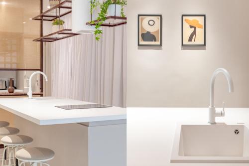 Culture Retreat Apartments near Archaeological Museum by Upstreet - image 7