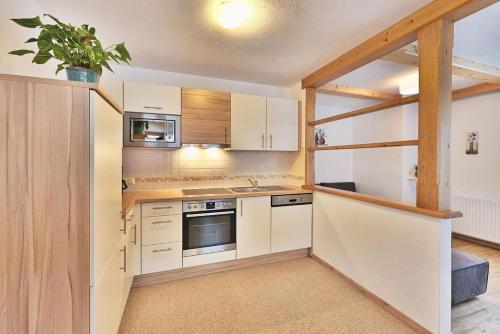 ห้องครัว, Haus Oberluggauer in วาลด์ อัม อาร์ลแบร์ก