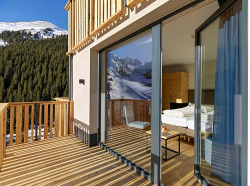 Erkély/terasz, Hotel Zirbenhof in Hochfugen