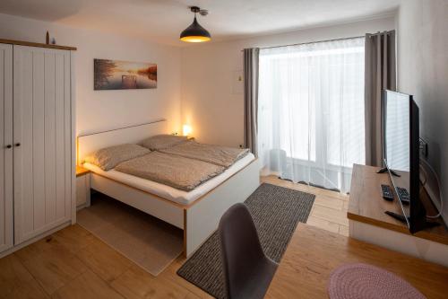 1 queen bed
