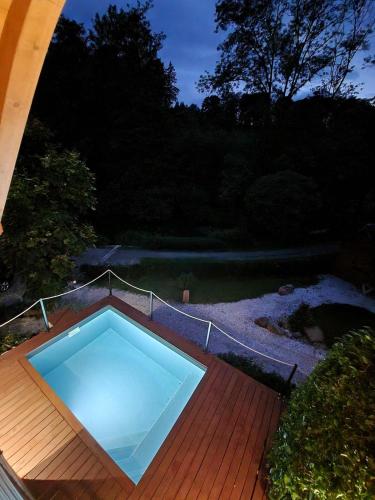 ทัศนียภาพ, Apardo Chaty Březka - Trojka (Apardo Chaty Brezka - Trojka) in ลิบุน