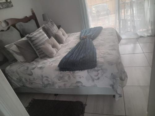 Liza's Retreat, Eden