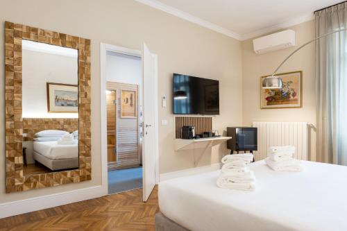 Suite with Terrace image 7