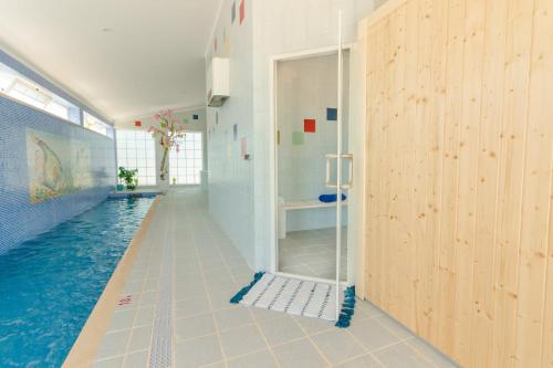 Facilities, Amazing Villa With Pool Gym And Spa in Quatro Estradas