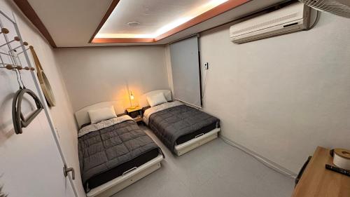 حمام, Seoul Station Yongsan Namsan Tower View Kyelim in Seoul Station