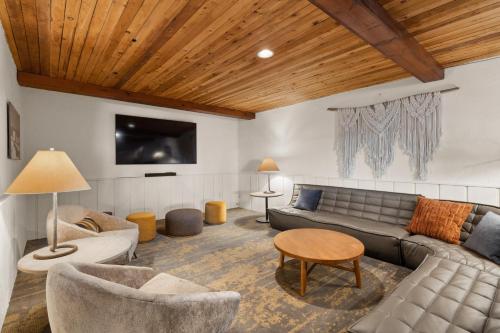 Lodge at Bromley - image 6
