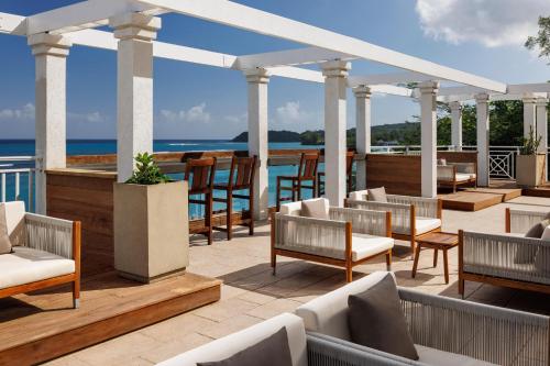 Pub/Área de Estar, Sandals Ochi Beach All Inclusive Resort Adults Only in Ocho Rios