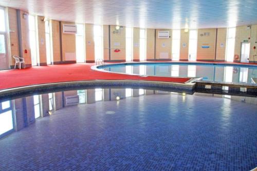 8 Manorcombe Bungalows 8 Manorcombe Bungalows