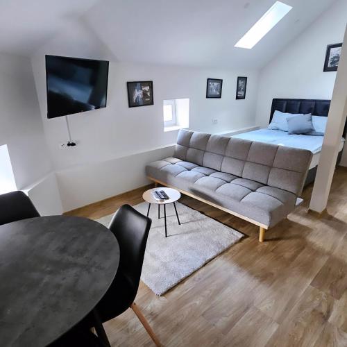 Apartment - Split Level