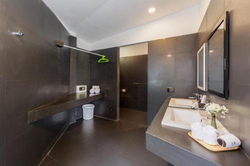 Suan Kuchamudee - Amazing Sea View Villa - 샤워실