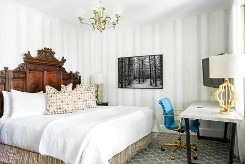 Suite with Balcony-Bellechasse