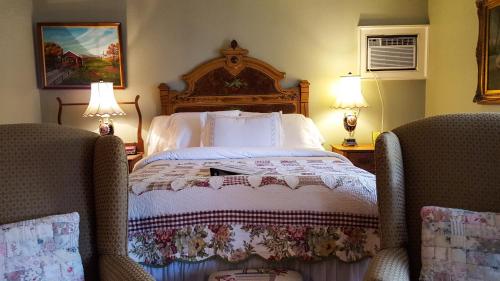 The White House Inn in Cooperstown, USA