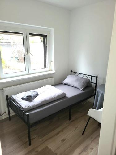 Monteur-Haus Heinrich Berlin Marzahn, Hellersdorf, Lichtenberg, Berlin (zdjęcie 8)