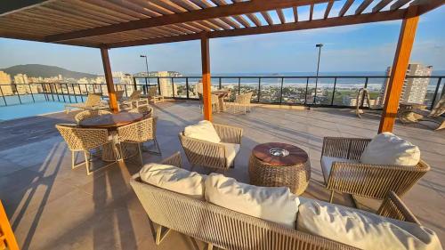 Apto alto padrão! Vista panorâmica para o Mar (Apto alto padrao! Vista panoramica para o Mar) in Balneario Cidade Atlantica