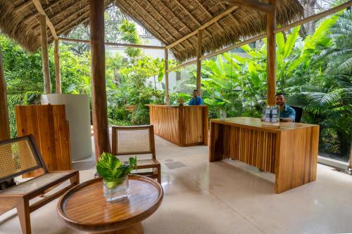 Lobby, Hotel Nantipa - A Tico Beach Experience in Santa Teresa