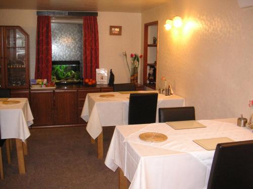Restorāns, Ty Newydd B&B in Trefriw