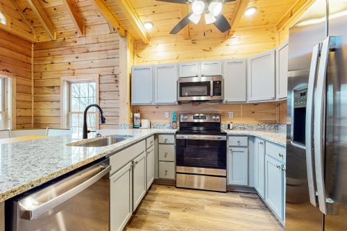 Black Bear Bungalow in Gatlinburg, USA