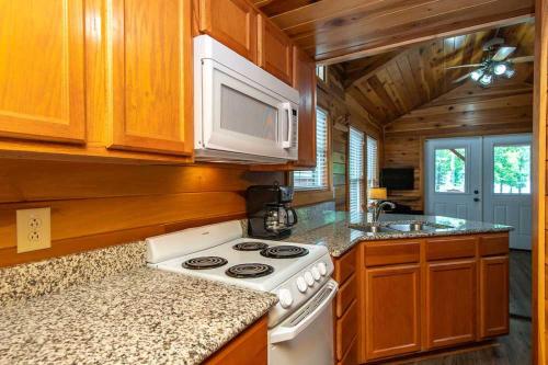 Port of Kimberling Resort & Campground