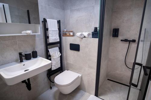 Chic Duplex in Historic Center & Netflix, Brno (foto 7)