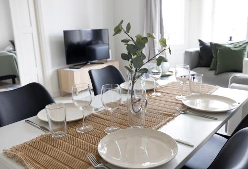 2ndhomes Central 2BR Apartment with Sauna & Balcony, Helsinki