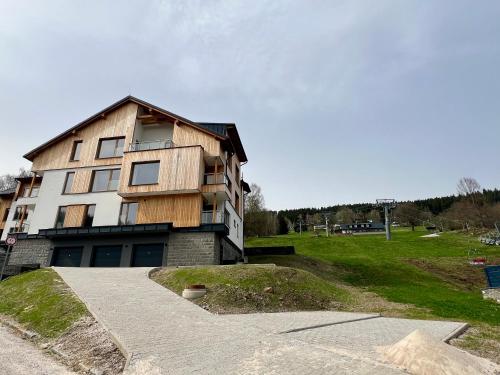 Golden Ridge Apartments in สปินเดิลรูฟ เมลิน