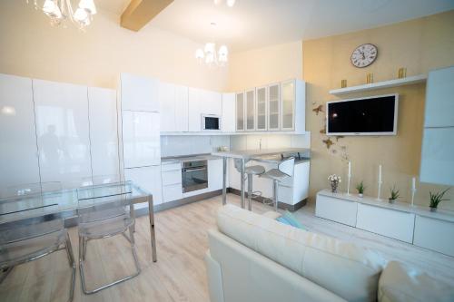 Pervoural'sk Hotel Diana - image 2