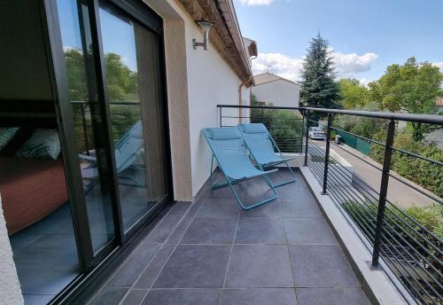 T3 Independant de 62 m2, place de parking prive, au calme et central, avec jardinet et balcon in Saint-Georges-d'Orques
