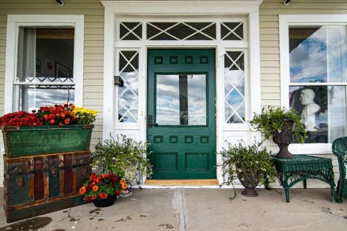 Ocean House Boutique Hotel & Motel