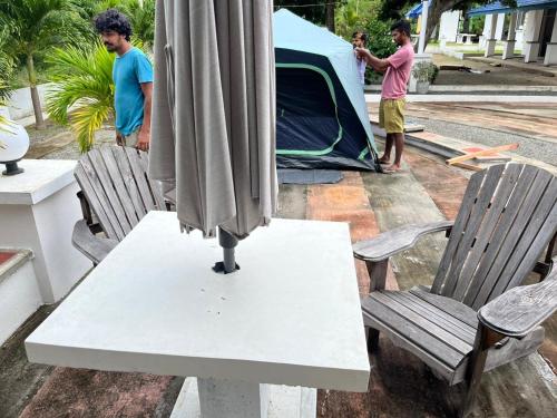 Ceylonta Beach Camping in Ambalantota