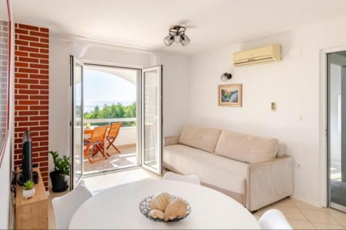 Apartments Luma 2