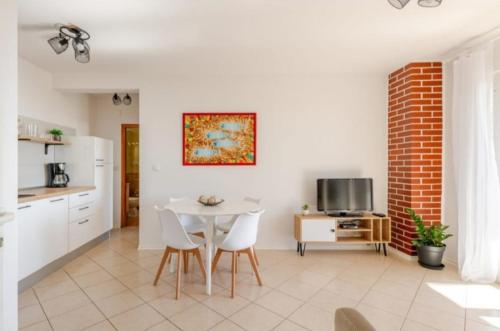Apartments Luma 4