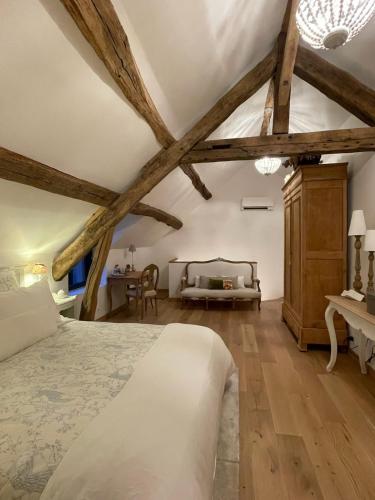 Maison Charmille in Fericy