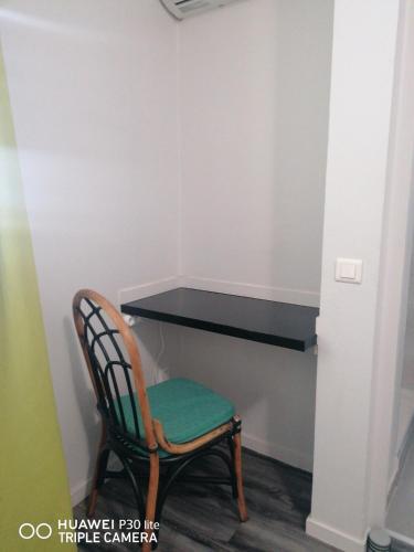 Two-Bedroom Apartment image 5