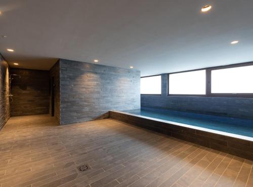 Isard Homes by Select Rentals Isard Homes by Select Rentals