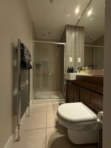 2 bedroom Titanic Apartment - 1 night stays! in เบลฟาสต์ แอร์พอร์ต