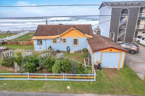 Seaside Escape - image 9