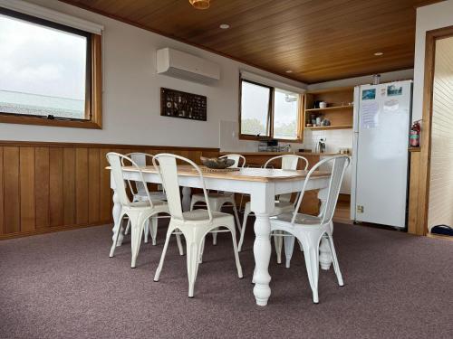 Drift Away in Greens Beach