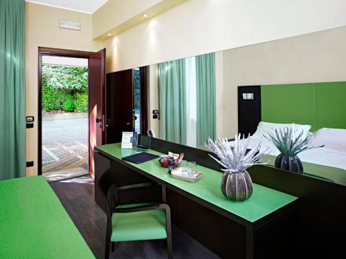 Blue Relais Maggiore Room Type - Triple Room