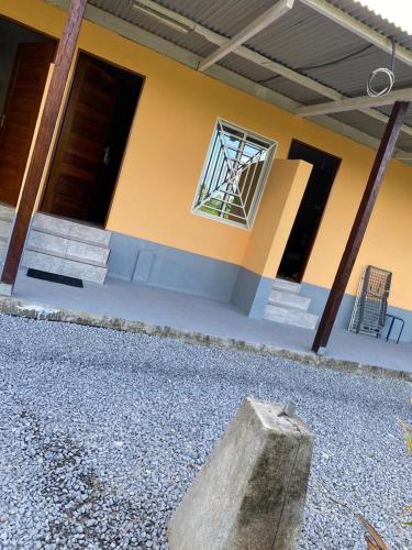 Exterior view, Nice Studio Flore in Saint-Laurent-du-Maroni