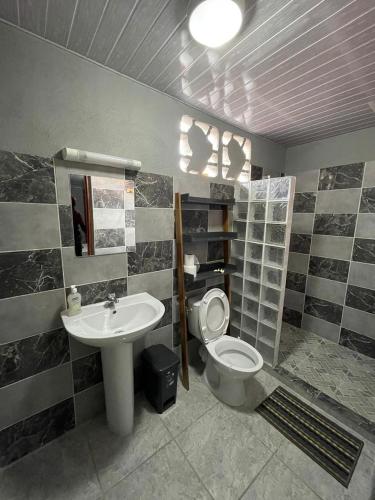 Shower, Nice Studio Flore in Saint-Laurent-du-Maroni