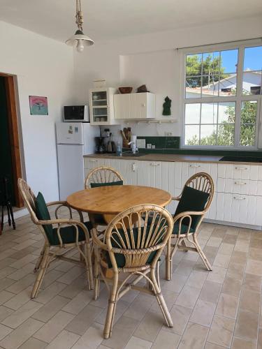 Létesítmények, Maya House in Vrboska